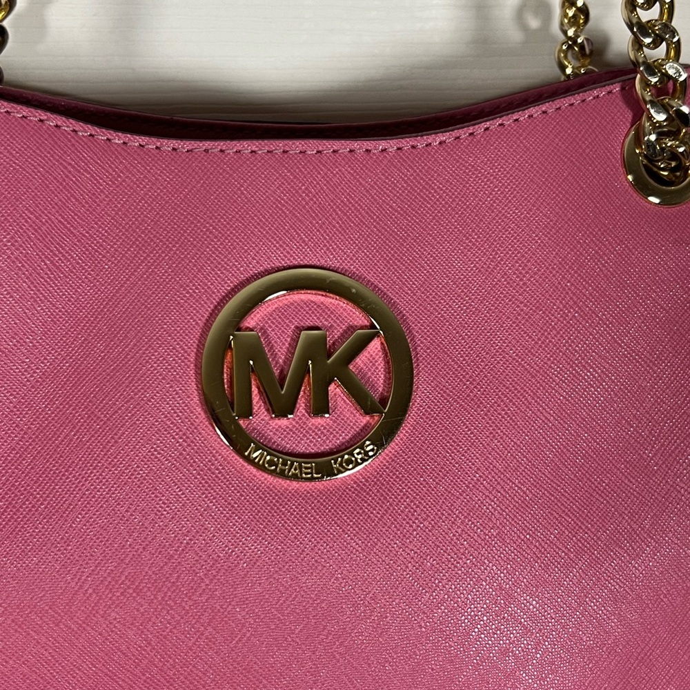 Michael Kors Pink Saffiano Leather Tote Gold Chain Shoulder Bag - Picture 5 of 16